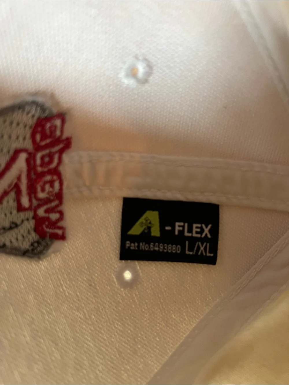 Converse Wade 3 Shield Cap White A-Flex Stretch Hat L/XL NWT Dwyane Wade